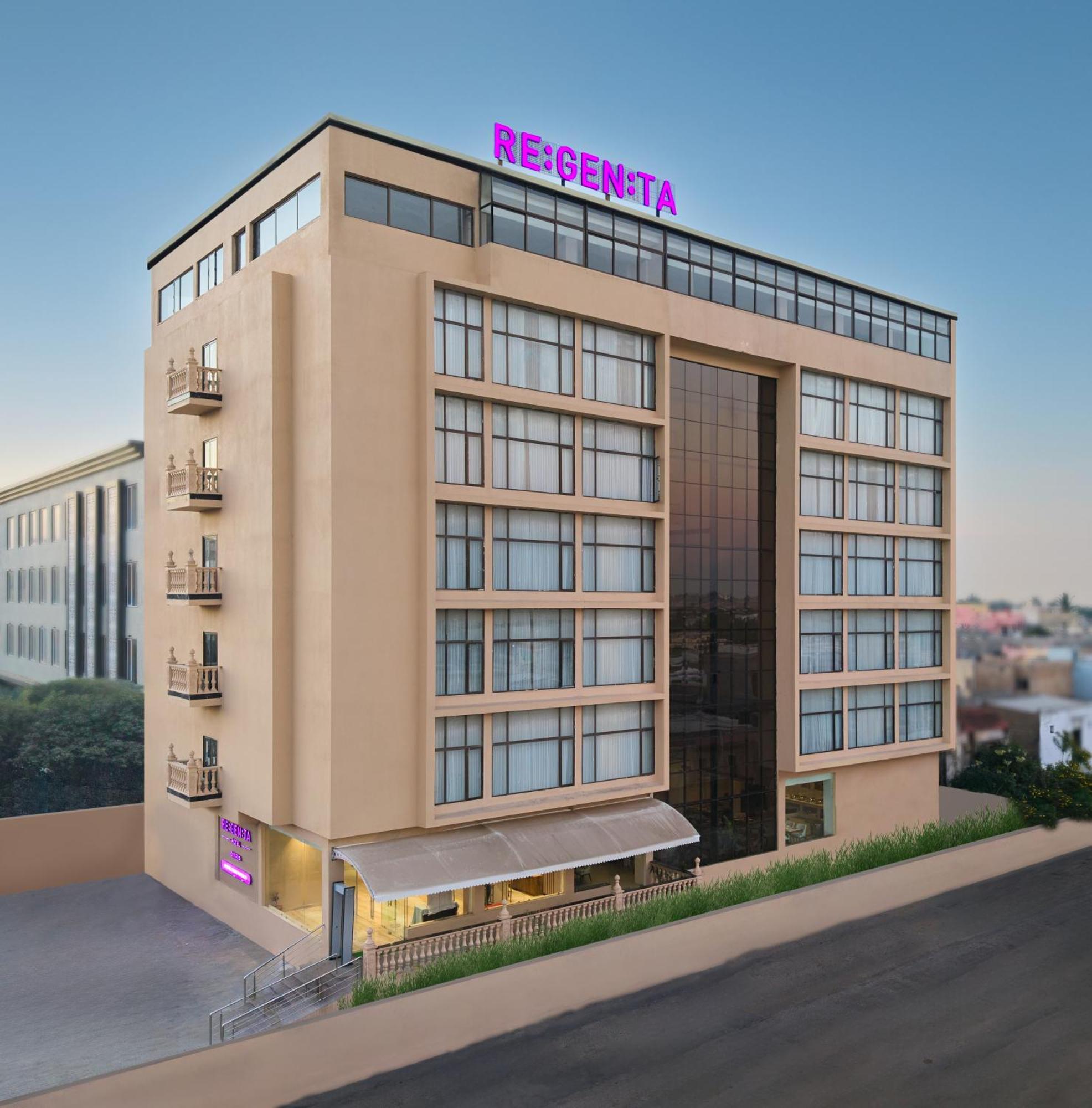 Regenta Dwarka Hotel Exterior photo